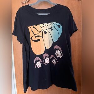Torrid Beatles Rubber Soul Tee size 3x